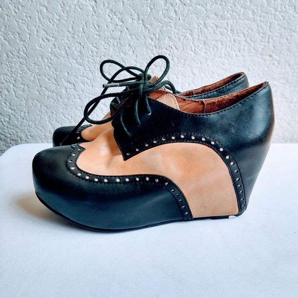 Jeffrey Campbell Shoes - Jeffrey Campbell Oxford Wedge Heel Size 6